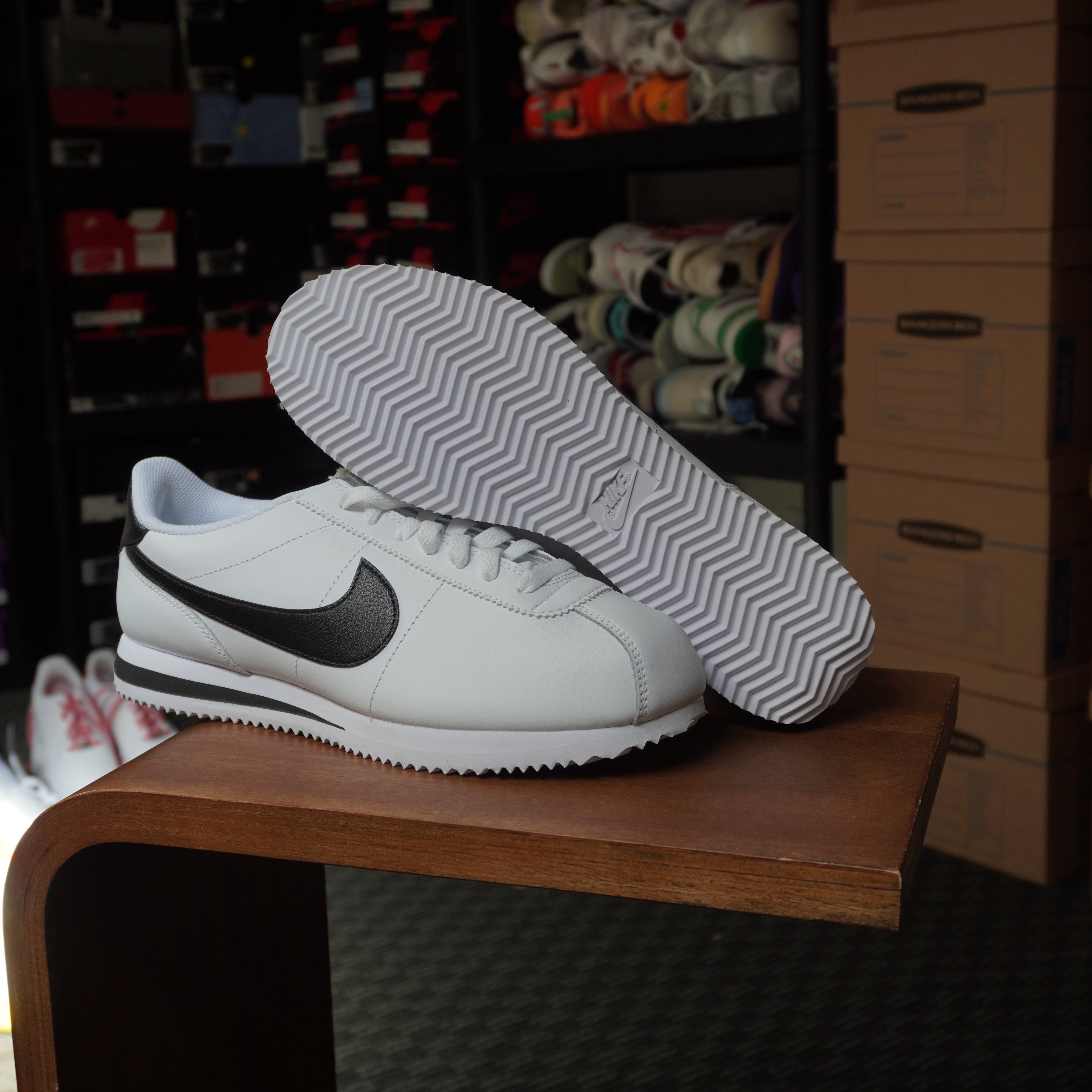 Nike Cortez White Black