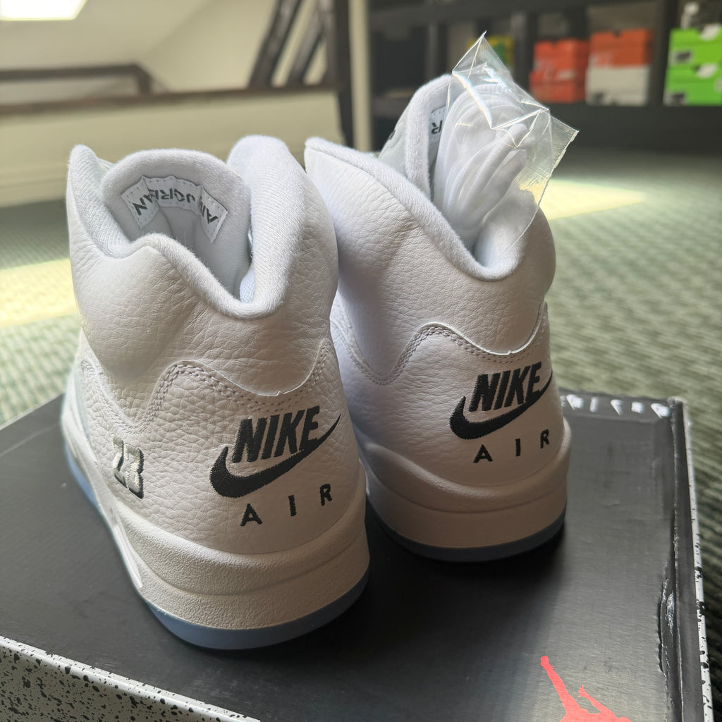 Jordan 5 Retro White Metallic (2026)