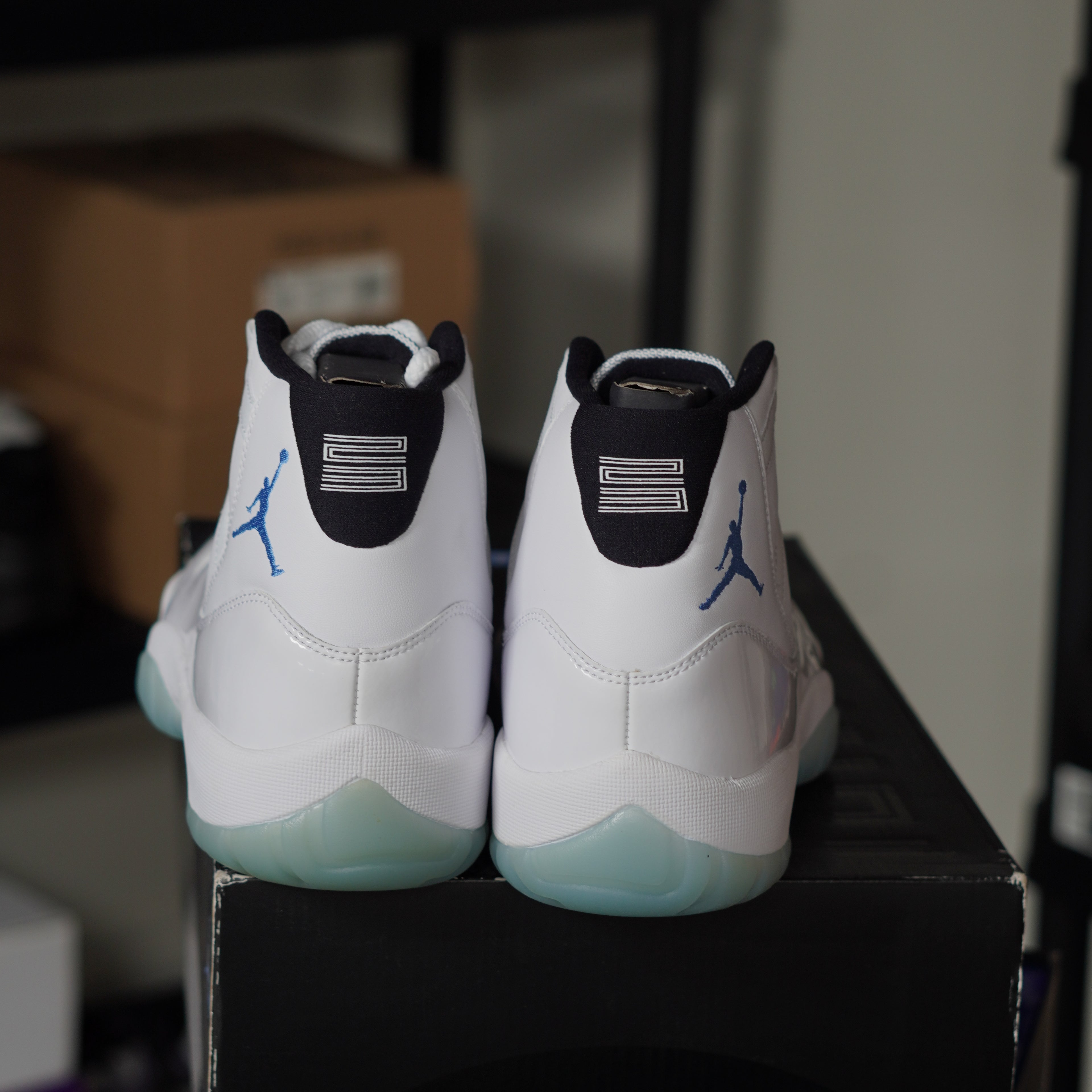 Jordan 11 Retro Legend Blue (2014)