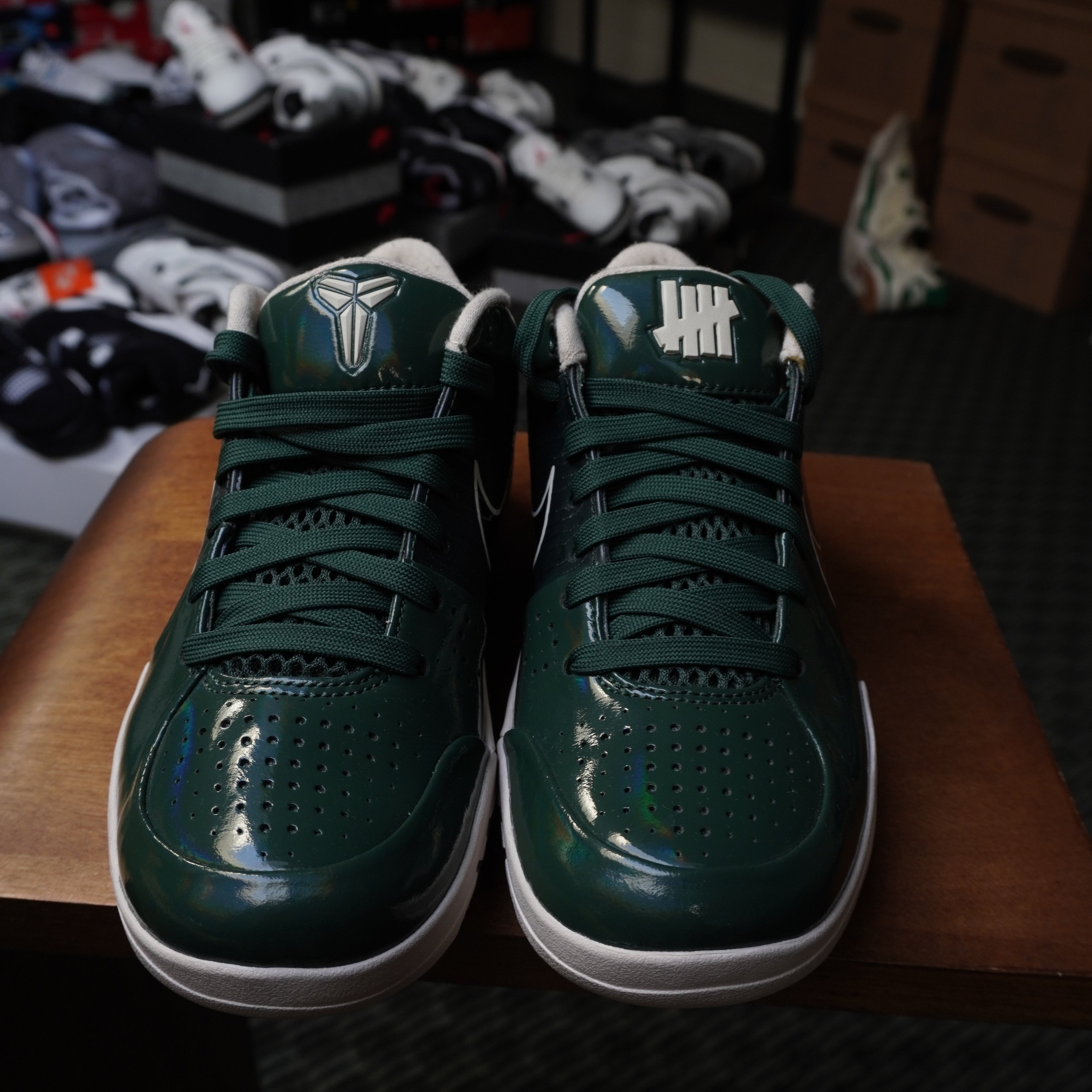 Nike Kobe 4 Protro Undefeated Milwaukee Bucks