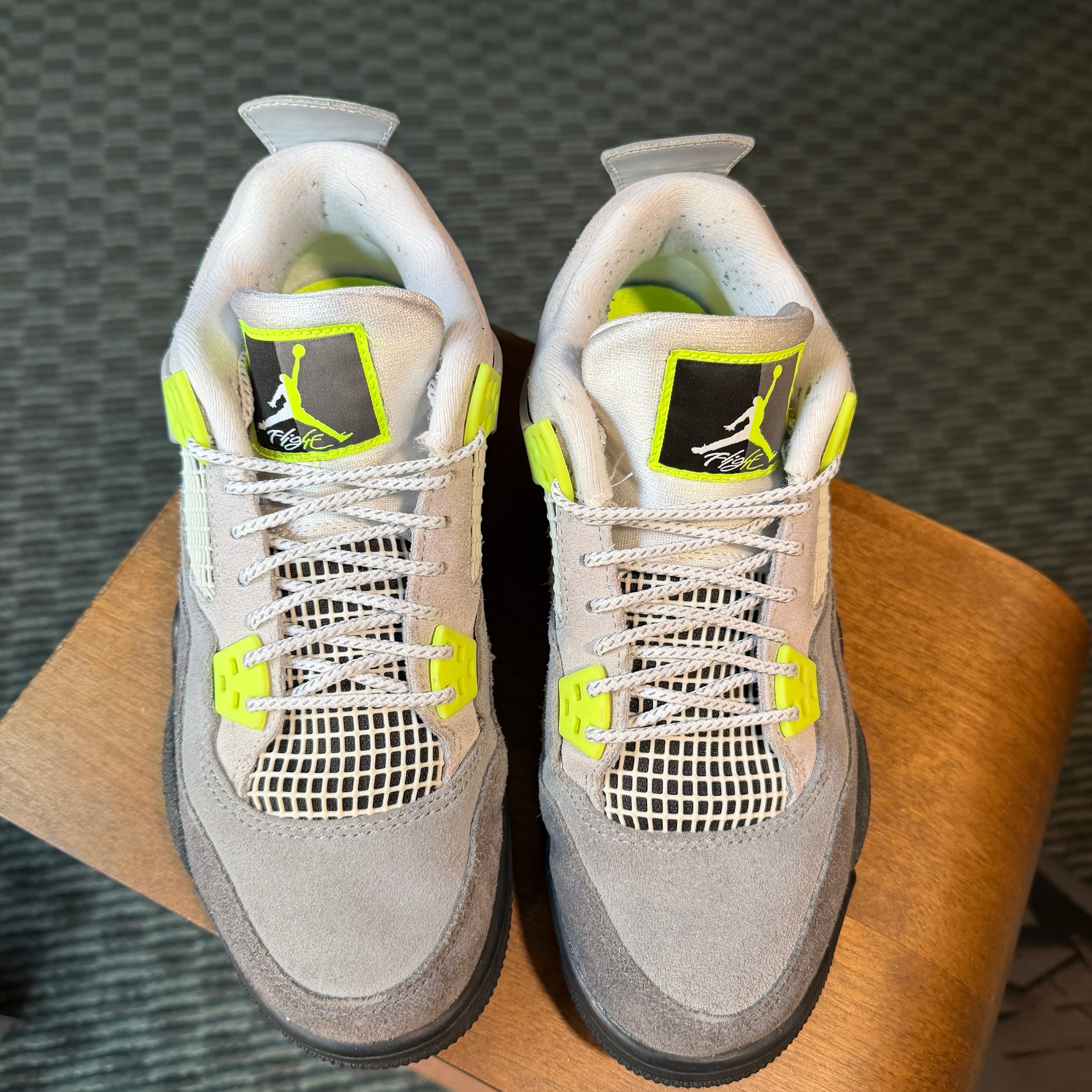 Jordan 4 Retro SE 95 Neon (GS)