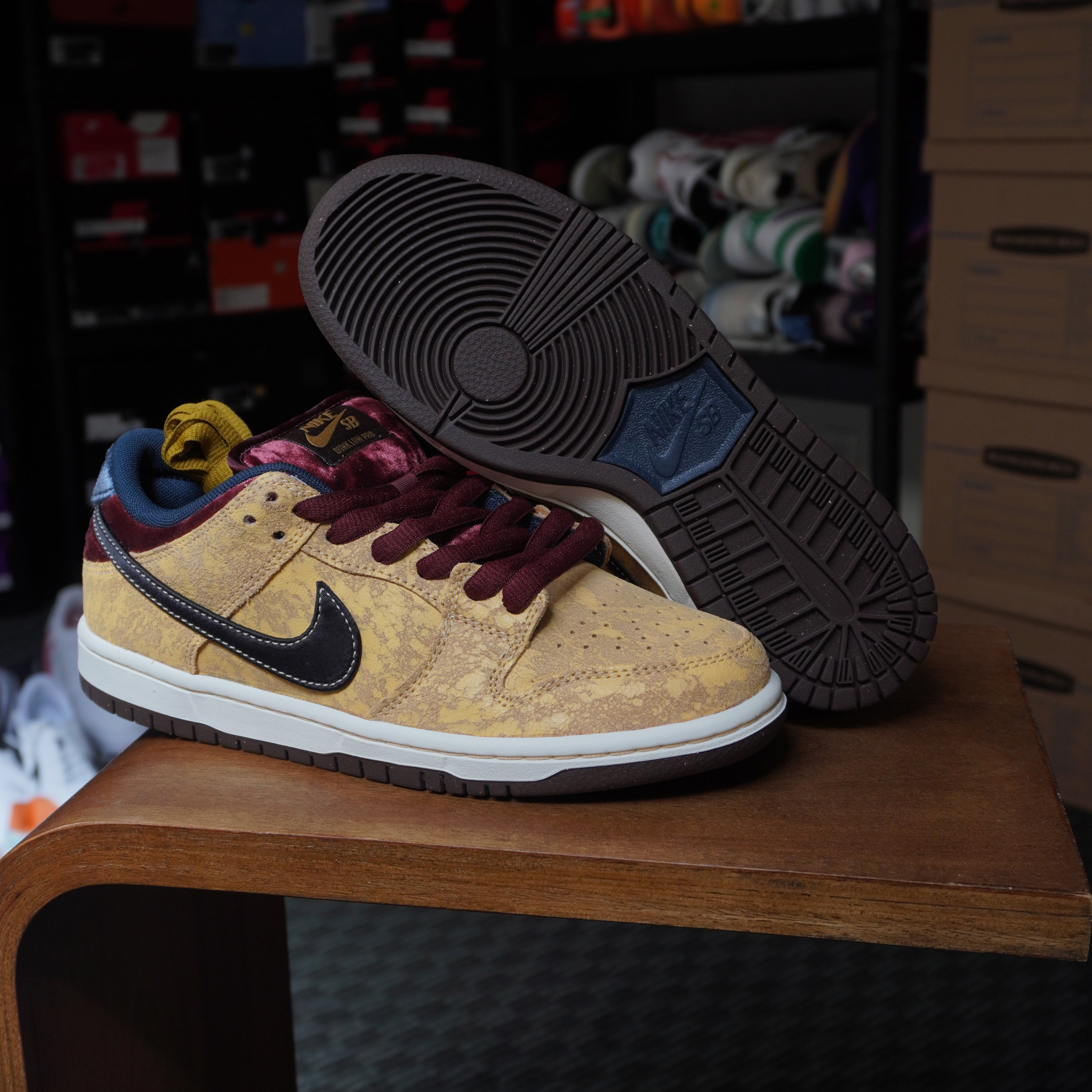 Nike SB Dunk Low City of Cinema