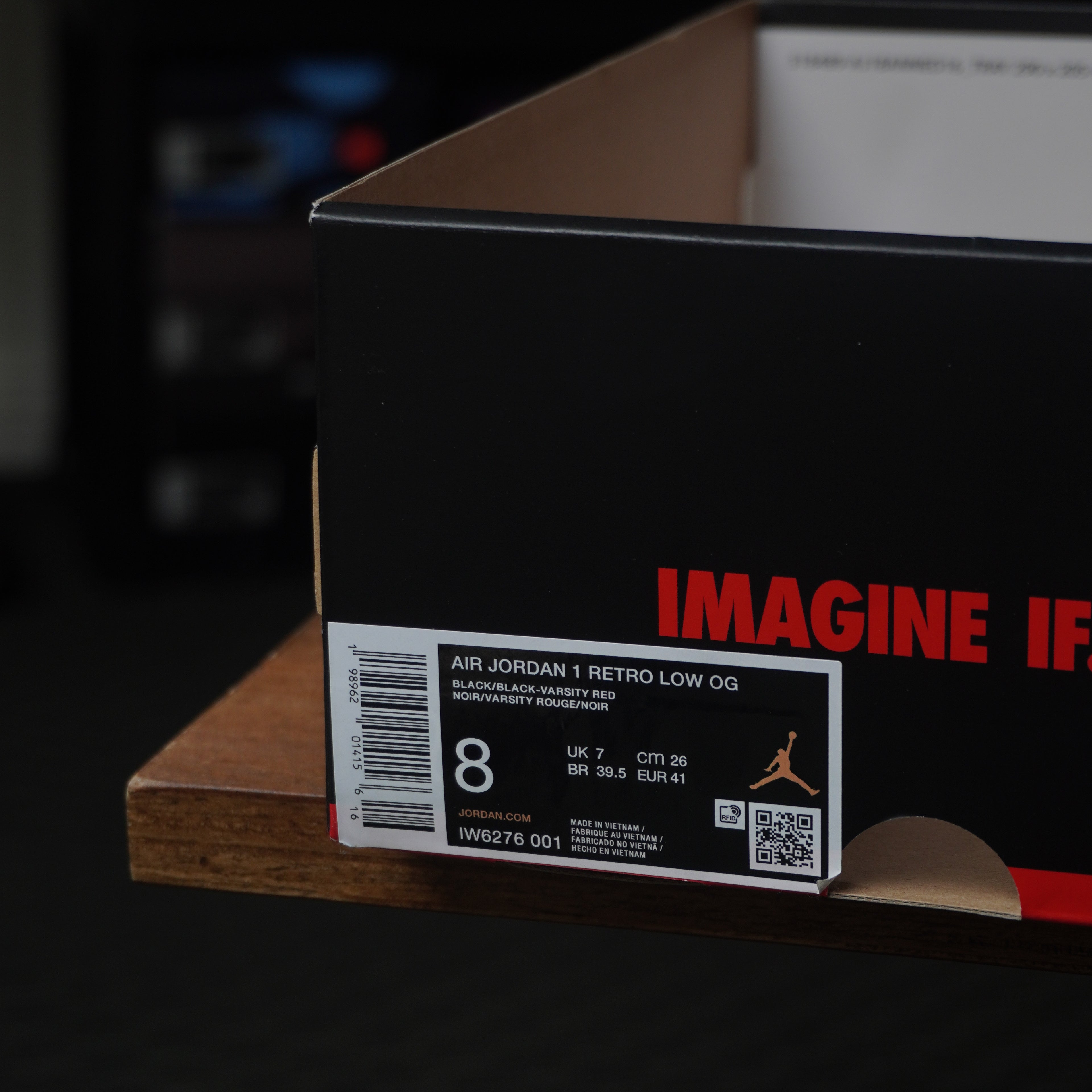 Jordan 1 Retro Low OG Banned