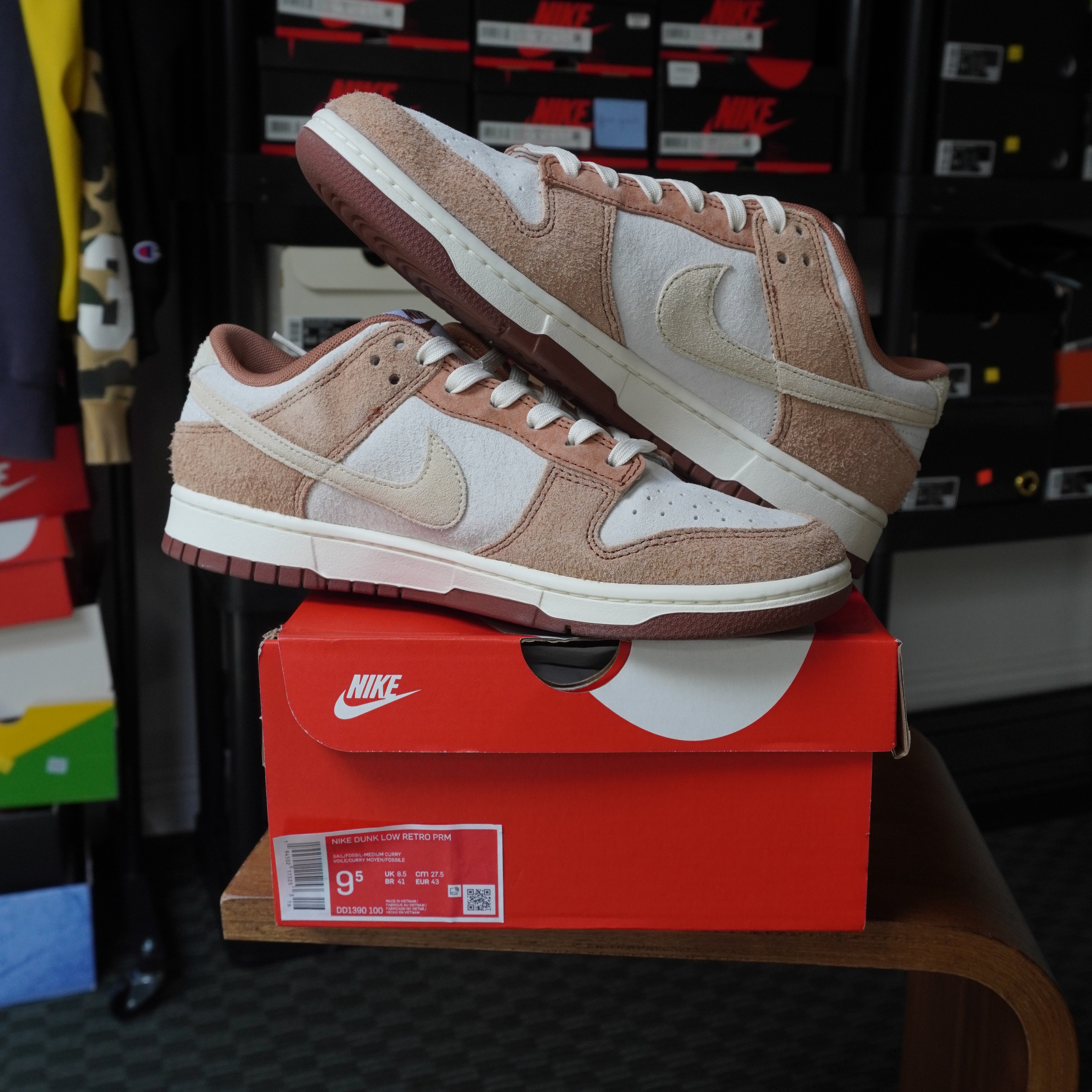 Nike Dunk Low Medium Curry