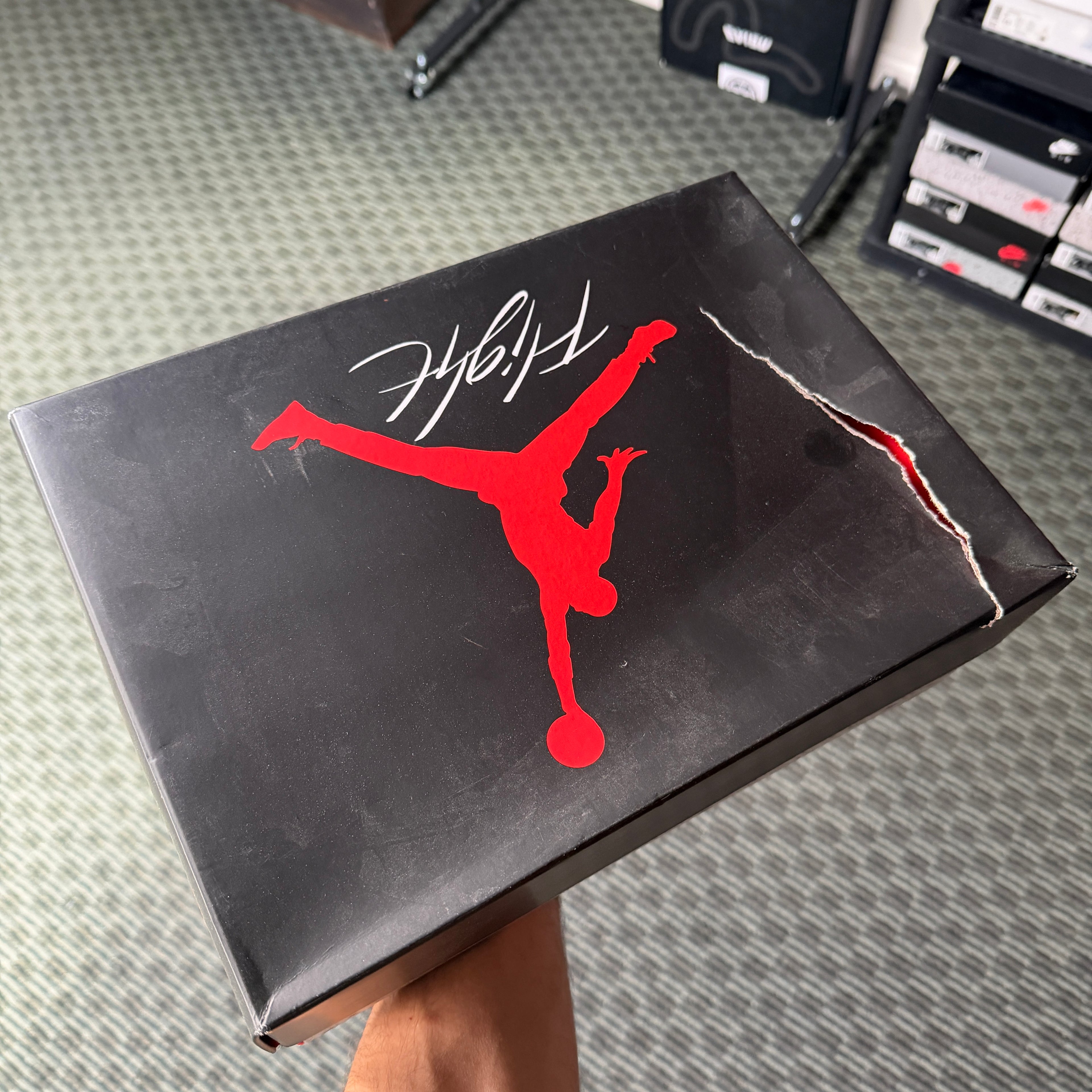 Jordan 4 Retro Military Blue (2024)